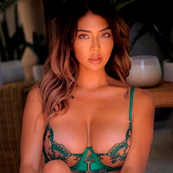 Pragtige Vroue - Sexy Model Foto vir OnlyFans