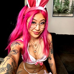 Pragtige OnlyFans Model in Wolkhetti - 'Lovelyasianlily' 💖