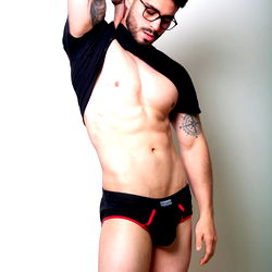 Sensuele Man in Onderwyser - OnlyFans Model