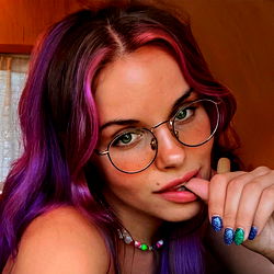 Pragtige Vrouelike Model – Verken Haar Unieke Skoonheid