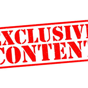 Lady Glam is writing... ๐ photo