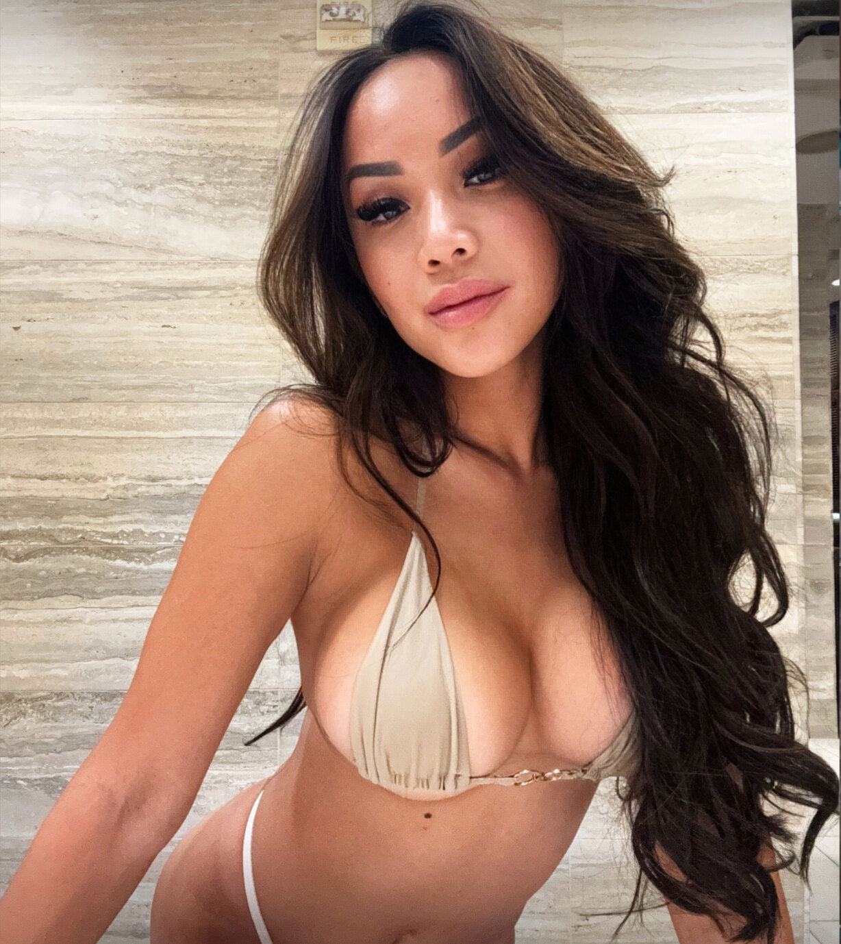 MinnieMichele Your #1 Golf Babe photo