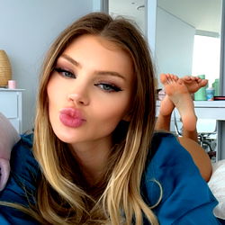 Pragtige Vroulike Model - OnlyFans Mila Sobolov