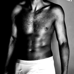 Pragtige Man Model in Wit - HB OnlyFans Inspirasie