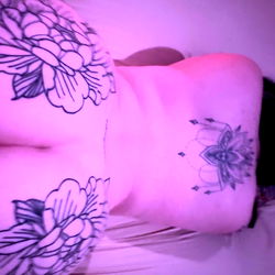 itsyagirlpaz 🍑 photo