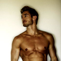 Waensame Manlikheid: 'Jeff Kasser' in 'n Stripping Opname