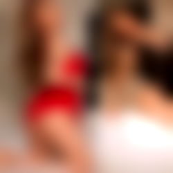 Natasha Tosini๐ถ๏ธ photo