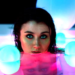 Pragtige Vroue Model - Claire Zeal