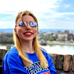 Pragtige Model in Stad, Serbia