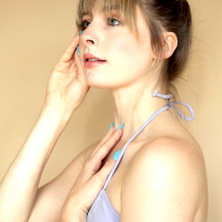 Pragtige Model in 'n Lusagtige Top – OnlyFans Uitgespreek