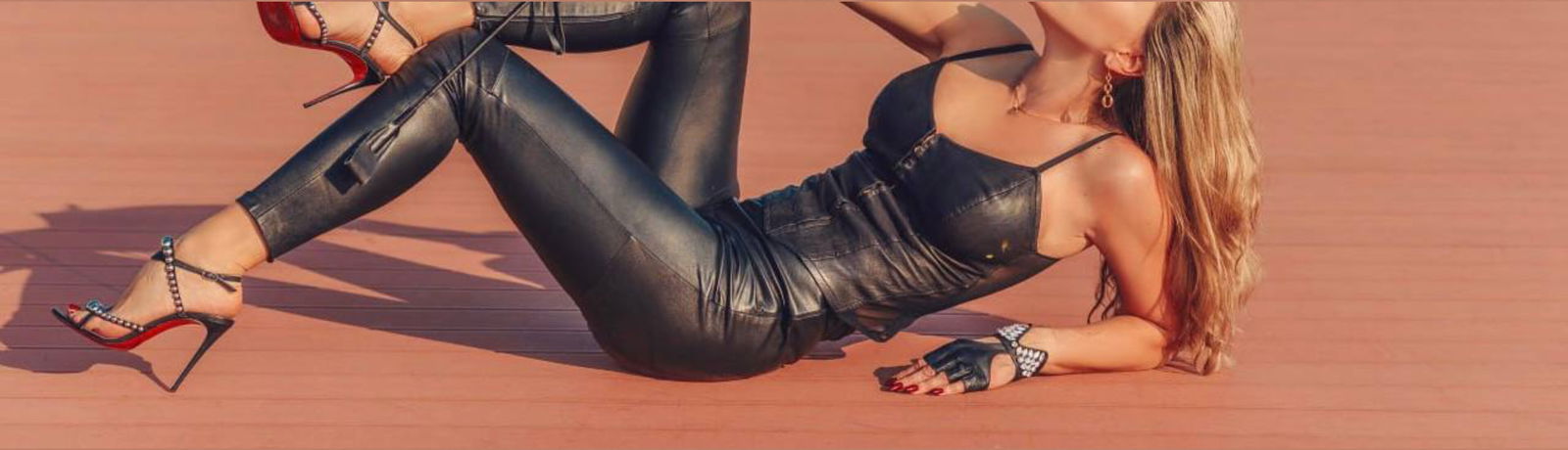 MISTRESS PRINCESS VENUS ELEGANT GODDESS photo