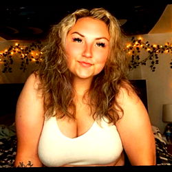 Pragtige Vrou in 'n Blote Top - Unieke Model Foto