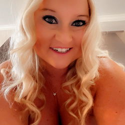 Pragtige Model van OnlyFans - Bouncy Britney