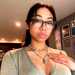 Sensuele en aantreklike vroue-model - OnlyFans Streek