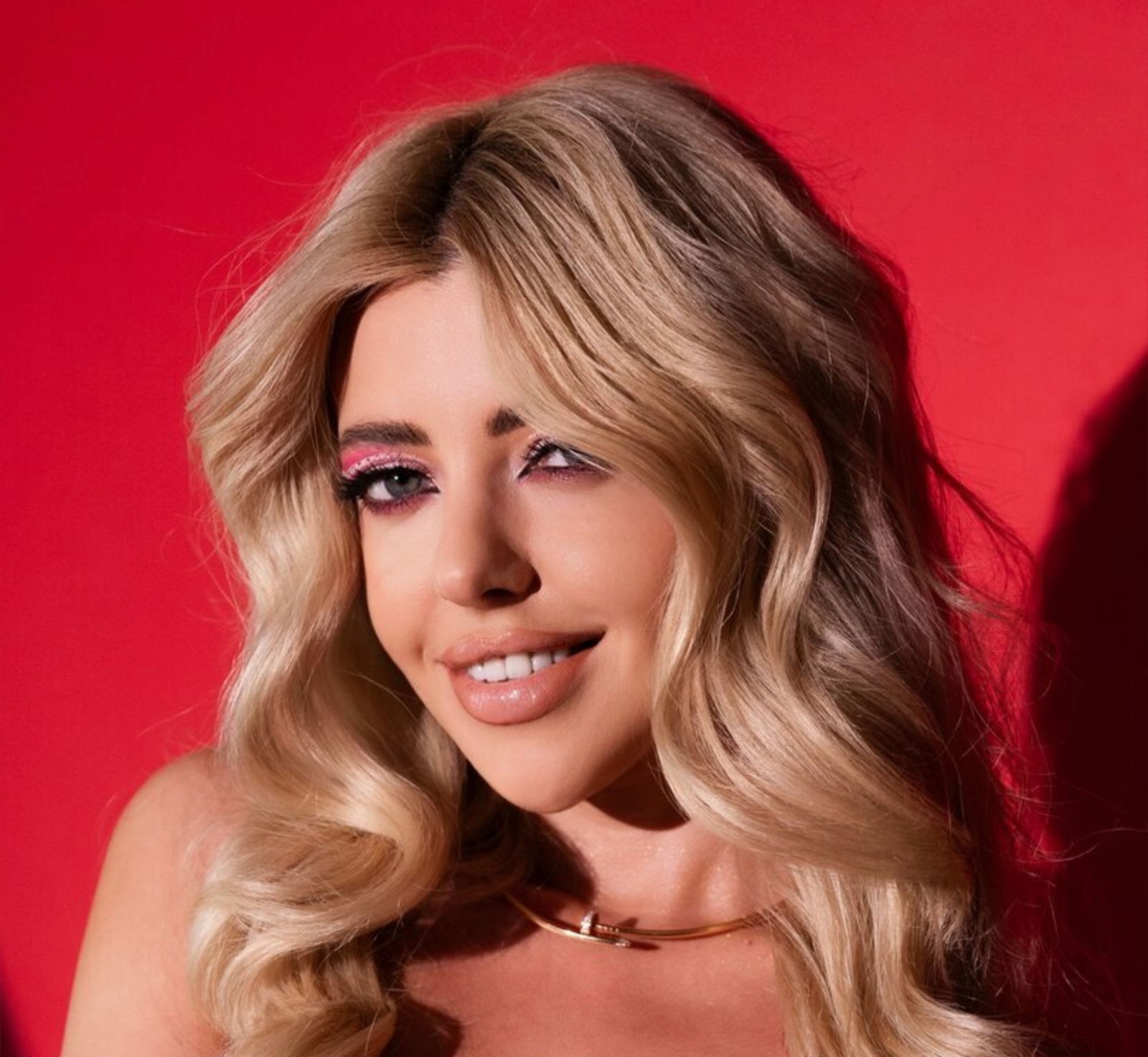 𝐒𝐇𝐀𝐍𝐓𝐈🍑 photo