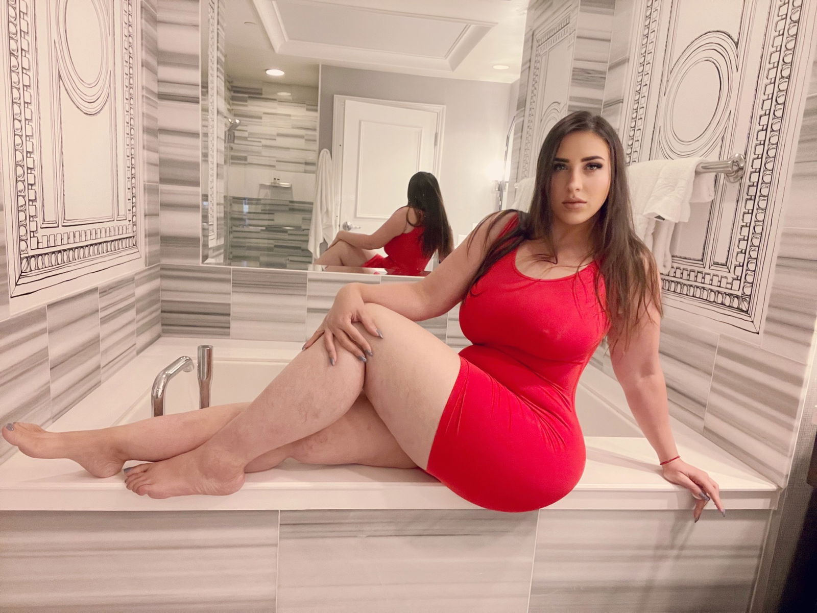 Viking Astryr  ALL NATURAL 🍑 photo