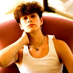 Luister na LUCA 👅 – ‘n Verleensaam OnlyFans Model