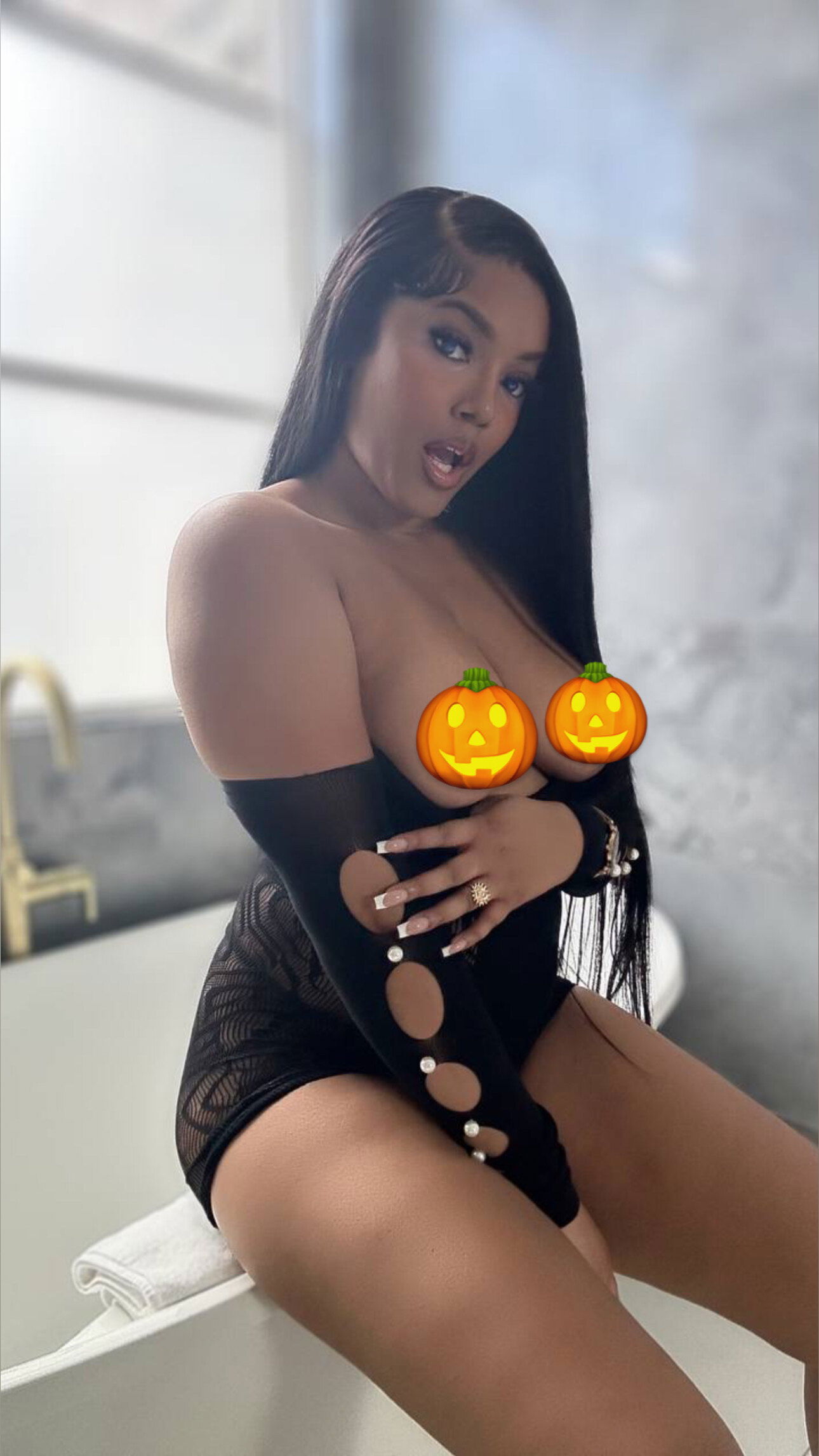 #1 Ebony Squ💧rter On OF | Lola 🎃 Teases photo