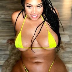 Sensuele Model in 'n Biksie - Chanel Foxx VIP