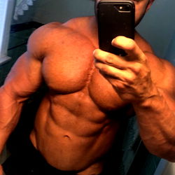 Bekroonde OnlyFans Model - Big Geno