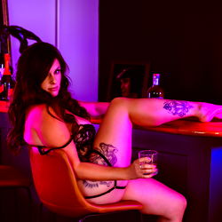 Sensuele Model in 'n Glamoureuse Omstandigheid – OnlyFans