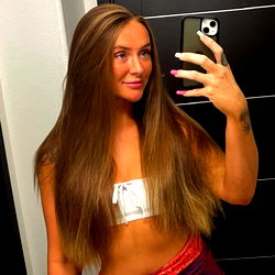 Pragtige Vroulike Model – Onverslaanbare Skonheid!