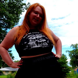 Pragtige Vrouelike OnlyFans Model in Swart Ensuiet