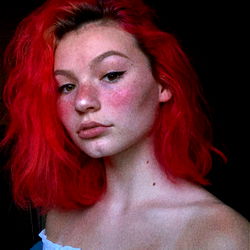 Pragtige Jong Vroue – OnlyFans Model Cheshire