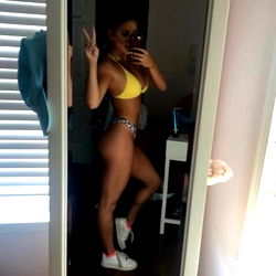 Verdomlik aantreklik OnlyFans Model - Katie!