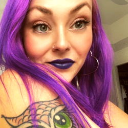 Pragtige OnlyFans Model – TwoBacons 🥓🇨🇦