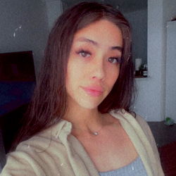 Pragtige Vroue Model - Yuna 🧡