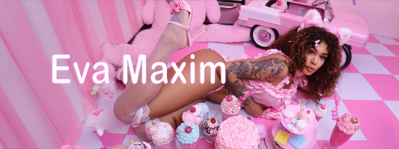Eva Maxim 🦋 photo