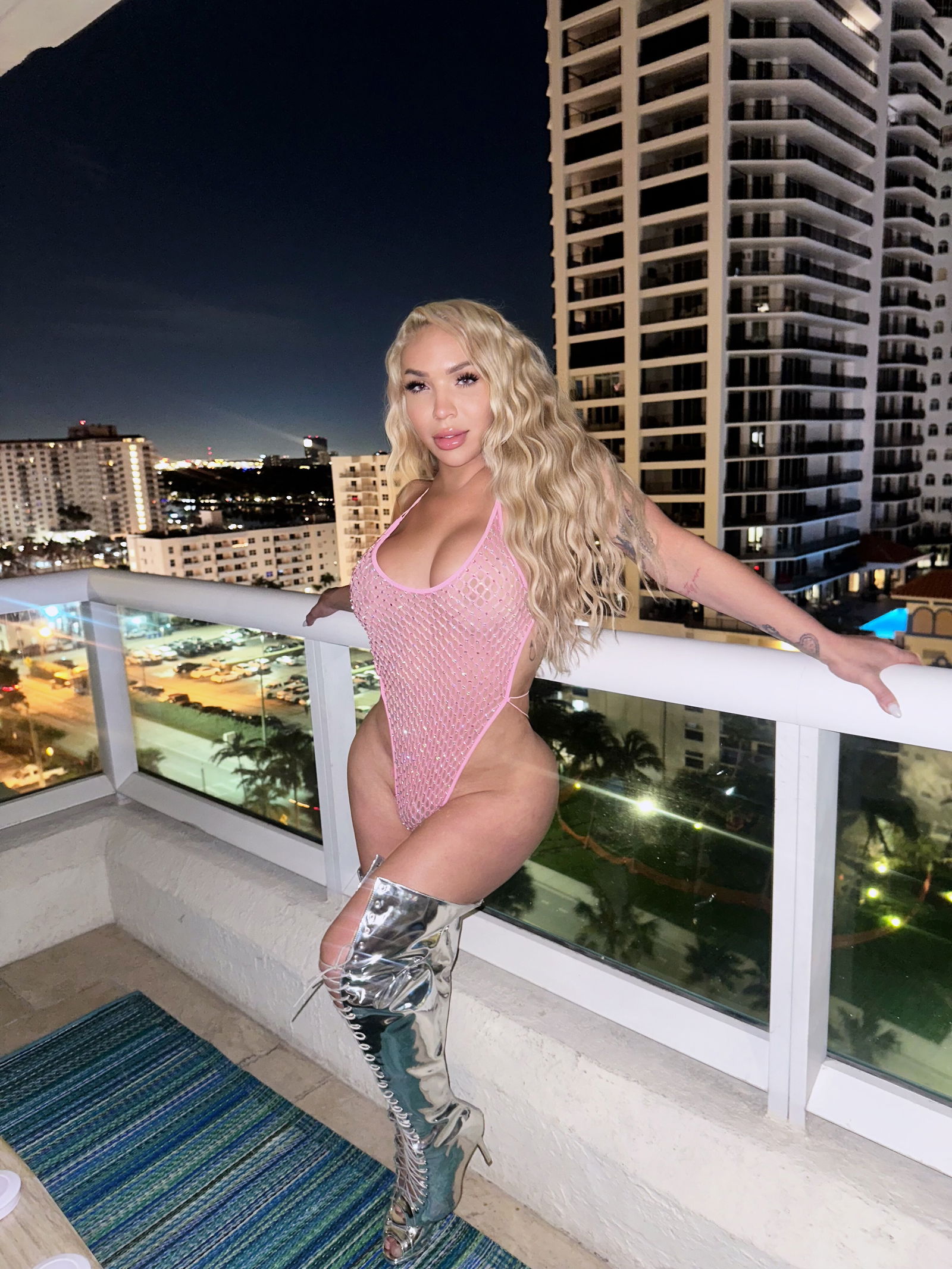 Exotic Winter🪽❄️ photo