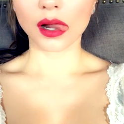 Pragtige Model - Unieke Skouspel