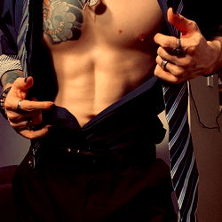 Pragtige Model in Swart - Sensuele Skildering