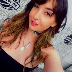 Sensuele Model Dingle uit Australië in 'n Sexy Geskenk