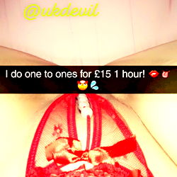 Sensuele Model in 'n Verleentheid ⚠️