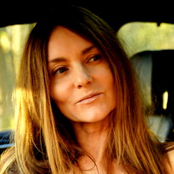 Pragtige Vrouelike Model – Dana Natalli