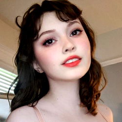 Natalia Grey: 'n Pragtige Model vir Jou Oogpleierij