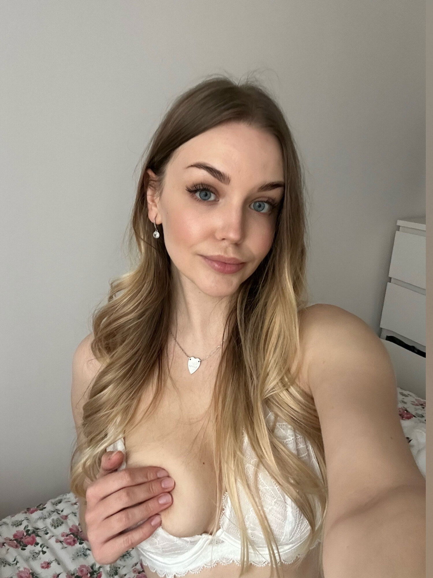 Maya 🧚🏻🍭 photo