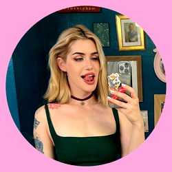 Pragtige OnlyFans Model - Spooky Stark 🎃