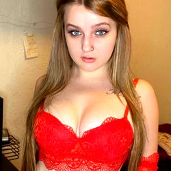 Pragtige Vrouelike Model in Prywatige Omstandighede