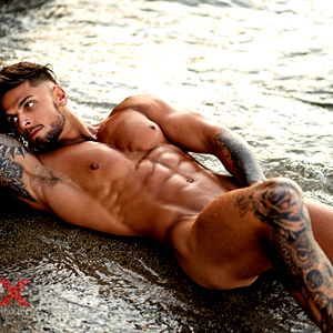 Juicy Jay ๐ฆ photo