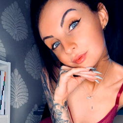 Sensuele Ontdekking: Aimee 🖤 – 'n Voorsprong van Verfynheid