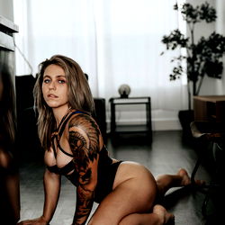 💦🤠𝐒𝐏𝐈𝐂𝐘 𝐂𝐎𝐖𝐆𝐈𝐑𝐋 💦🤠‬ photo