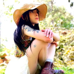 Pragtige Model in Wit – 'n Unieke Geskenk