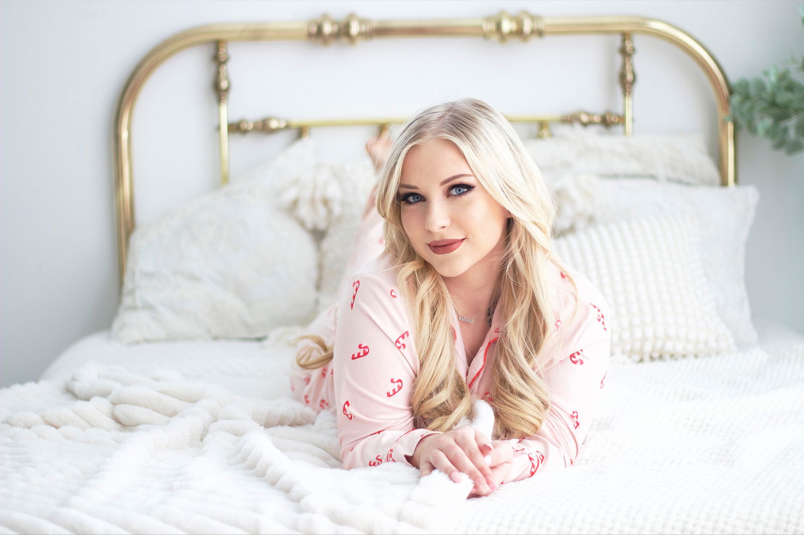 Milk Lady🤰🏼😼💦 photo