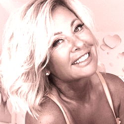 Pragtige Vrou uit Sentraal-Afrikaanse Republiek - Tracey Coleman