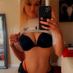 Pragtige OnlyFans Model in London – Haarlee 👅