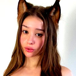 Pragtige Model GiuliaMoon - 'n Unieke Visuele Ervaring